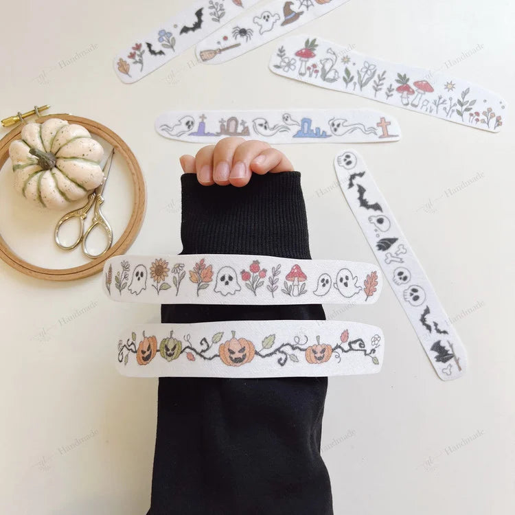 2 Size Classic Halloween-style Embroidery Patterns - Stick & Stitch For Beginners