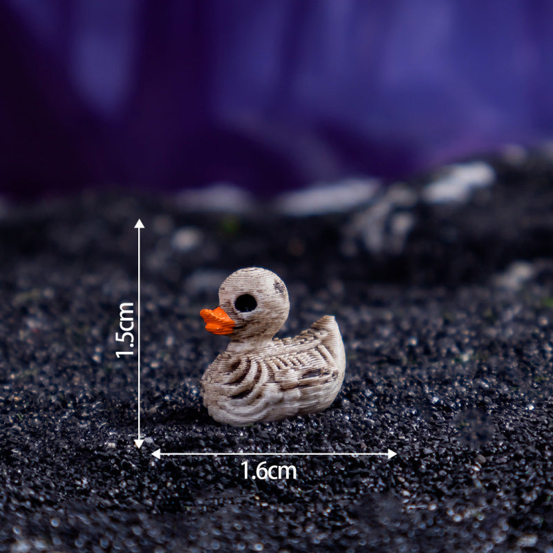 20PCS Resin Skull Duck Figurines, Spooky Mini Collectibles for Purse Accessories