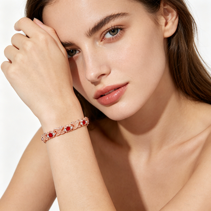 Women's Adjustable Leaf Magnet Bracelet with Zircon Alloy Fashion Bracelet
