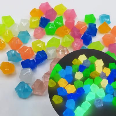 300Pcs Outdoor Luminous Stones Outdoor Yard Lawn Path Pebbles for Aquarium Fish Tank Decor