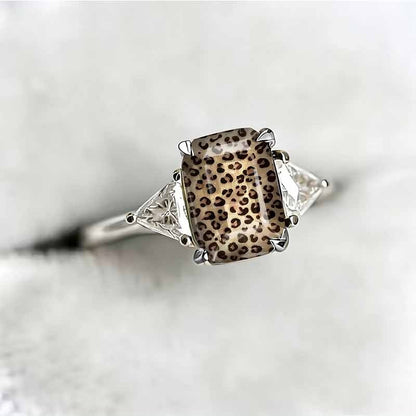 Vintage Light Luxury Glitter Leopard Print Square Fashion Ring