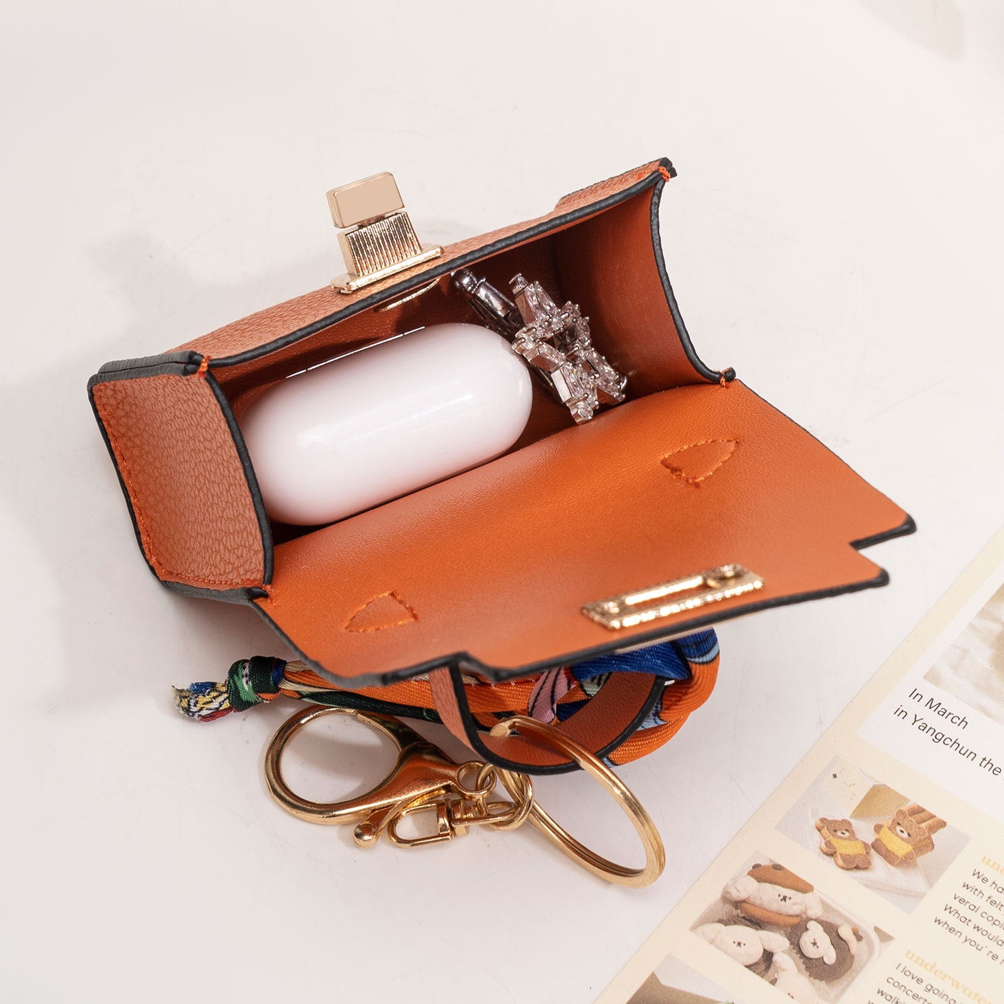 Mini Backpack Keychain for Women,Small Change Pouch Coin Purse Twist-lock