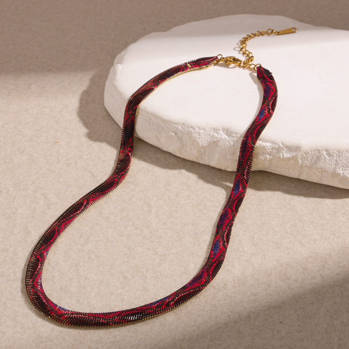 Unisexo Stylish Snakeskin-pattern Necklace