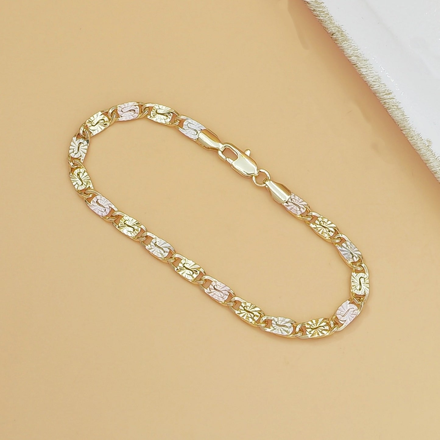 Women's Colorful Paperclip Chain Bracelet, featuring Zircon-Cut Craftsmanship and a Lobster Clasp
