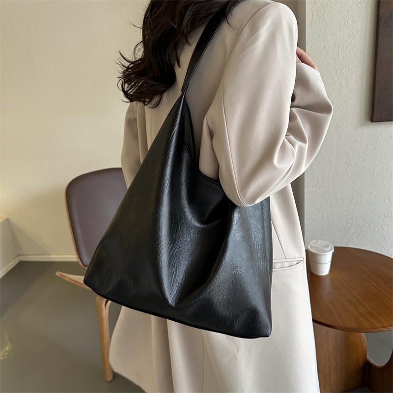 Stylish Women's Shoulder Bag – Minimalist, Spacious Underarm Tote