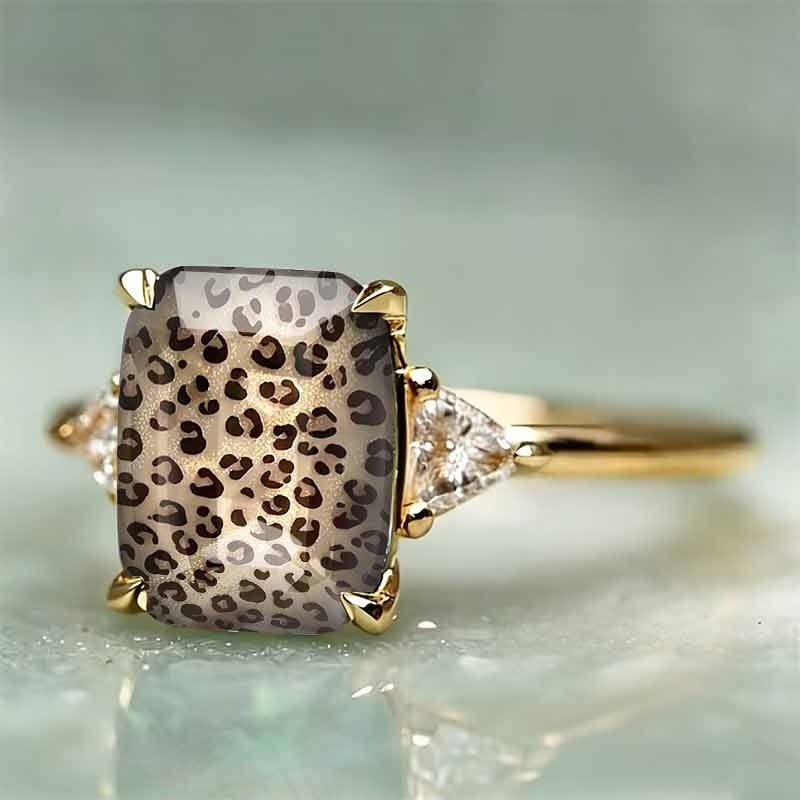 Vintage Light Luxury Glitter Leopard Print Square Fashion Ring
