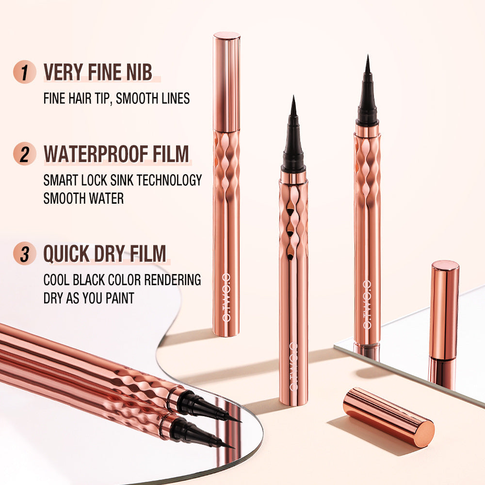 O.TWO.O Eyeliner – Long-Lasting, Smudge-Proof Liquid Eyeliner