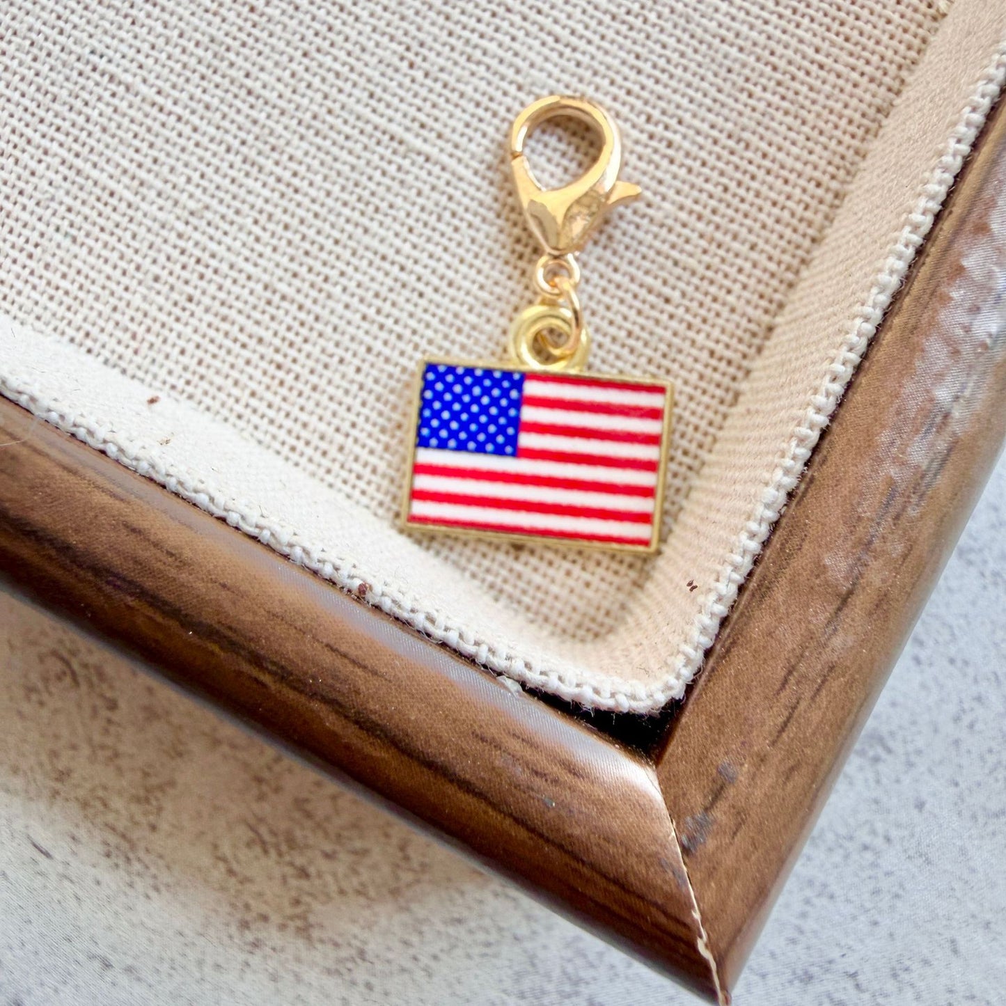 DIY Keychains Featuring National Flags From Around The World Keyrings Included)