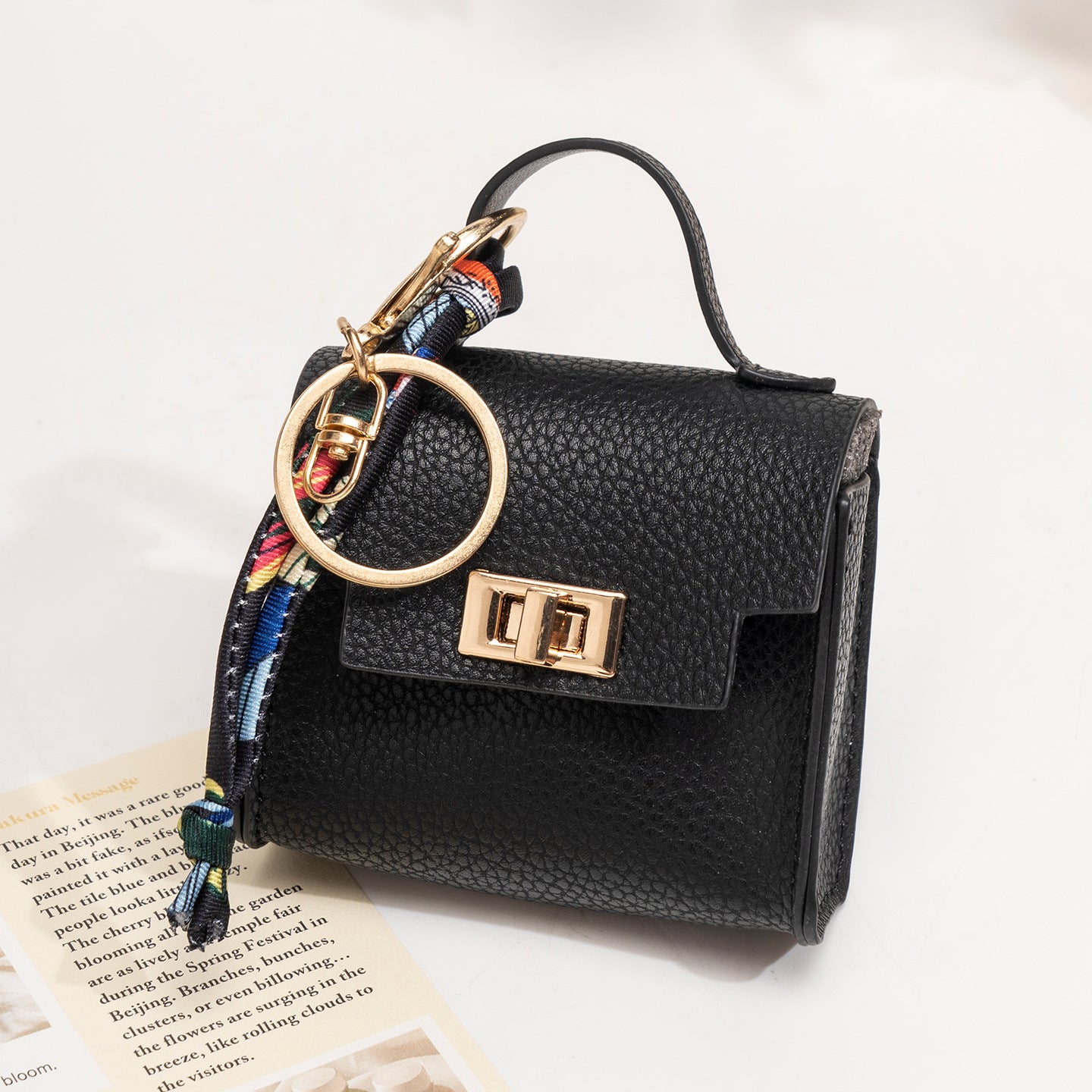 Mini Backpack Keychain for Women,Small Change Pouch Coin Purse Twist-lock
