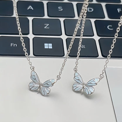 2Pcs Women Romantic luminous Butterfly Necklace Bracelet Set