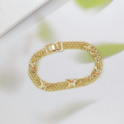 Butterfly Bracelet-Bracelet Butterfly and Bismark Design Polished Golden Finish