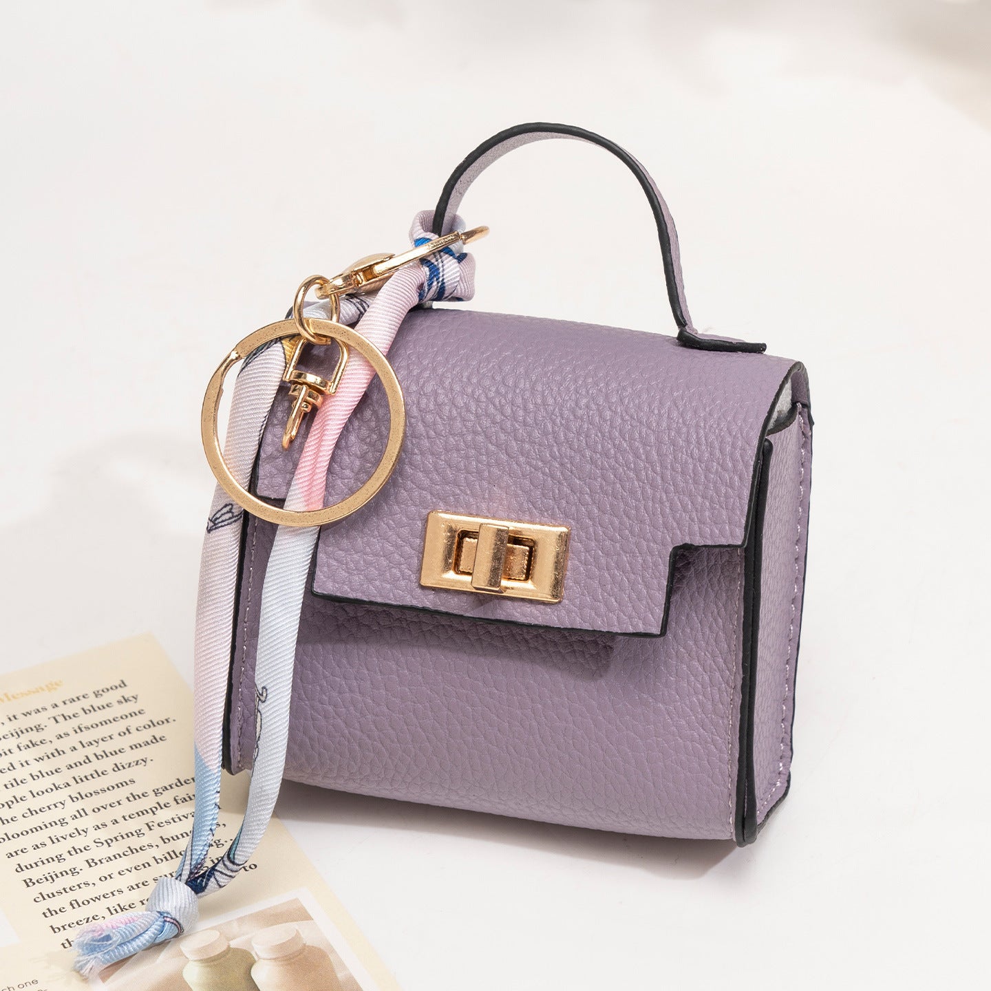 Mini Backpack Keychain for Women,Small Change Pouch Coin Purse Twist-lock